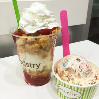 Creamistry - Strawberry Blend and Fruity Pebbles - Desserts Near Me - Cerritos, California Creamistry - Strawberry Blend and Fruity Pebbles - Desserts Near Me - Cerritos, California