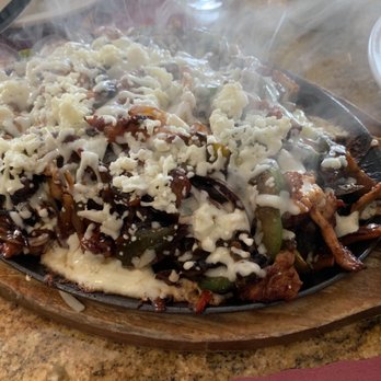 El Mariachi Loco - Sizzlin chicken fajitas - Mexican Near Me - Hammonton, New Jersey El Mariachi Loco - Sizzlin chicken fajitas - Mexican Near Me - Hammonton, New Jersey