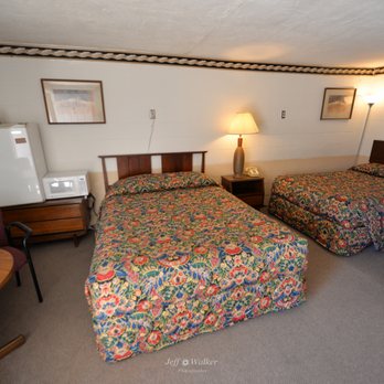 Romney Motel - Hotels Near Me - Seligman, Arizona Romney Motel - Hotels Near Me - Seligman, Arizona