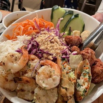 Bida Manda - Manda Mandas Herb Salad Lunch - Laotian Near Me - Raleigh, North Carolina