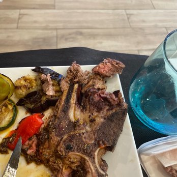 Leones - This is the steak after we asked for it to be cooked longer. Too chewy. - Spanish Near Me - Barcelona, B