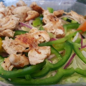 Rafael's Italian Restaurant - Chicken garden salad - Italian Near Me - Trenton, Georgia Rafael's Italian Restaurant - Chicken garden salad - Italian Near Me - Trenton, Georgia