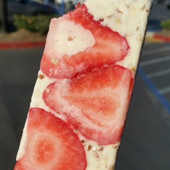 La Michoacana Ice Cream - Walnut and strawberries - Ice Cream & Frozen Yogurt Near Me - Pomona, California