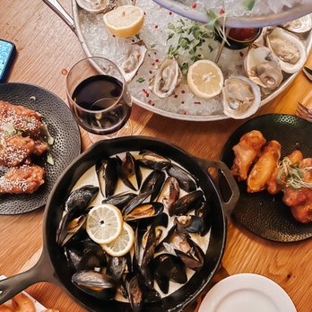Villain & Saint - Mussels and seafood tower - Gastropubs Near Me - Atlantic City, New Jersey