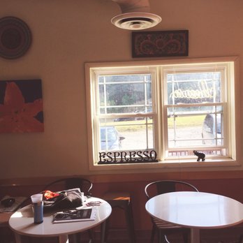 Alcove Coffeehouse  - Seating - Coffee & Tea Near Me - Lilburn, Georgia