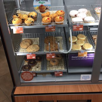 Race Trac - Bakery - Gas Stations Near Me - Tampa, Florida