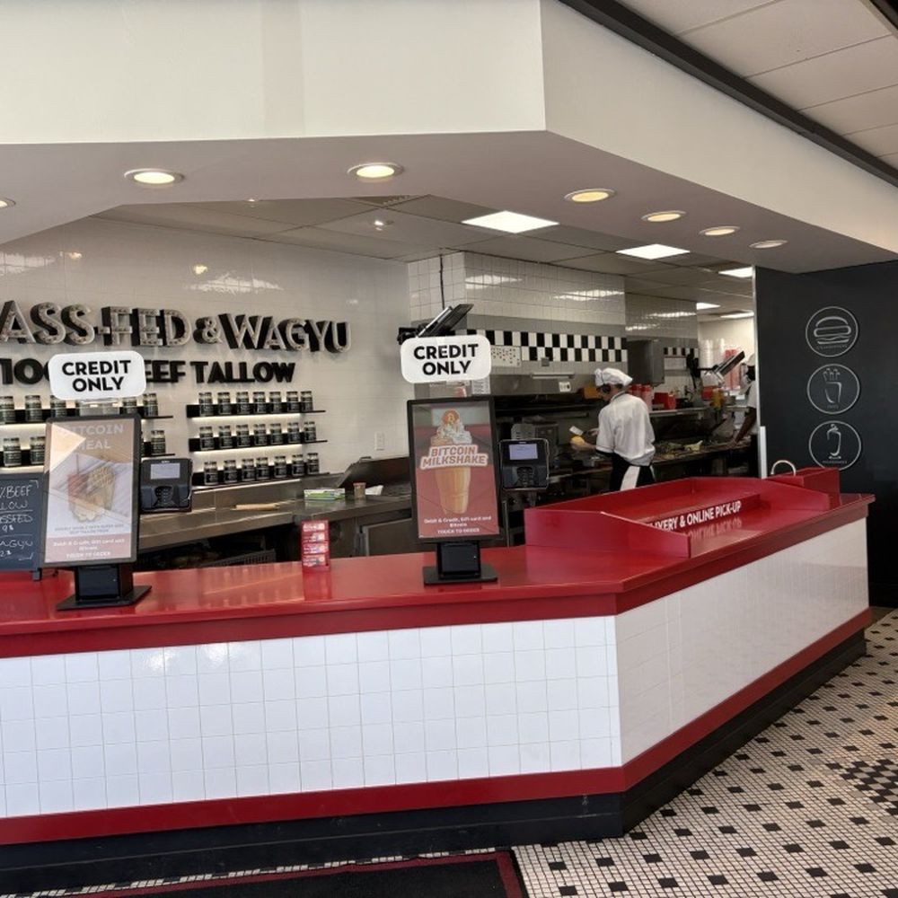 Steak ’n Shake - Burgers Near Me - Boardman, Ohio Steak ’n Shake - Burgers Near Me - Boardman, Ohio