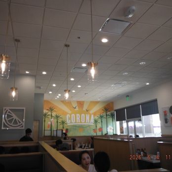 Keke's Breakfast Cafe - inside - Breakfast & Brunch Near Me - Corona, California