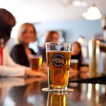 Shipyard Brew Pub - a pint of beer on the bar - New American Near Me - Eliot, Maine