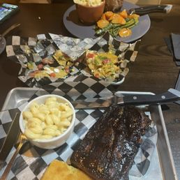 Ribs and the BEST CAULIFLOWER MAC! Ribs and the BEST CAULIFLOWER MAC!