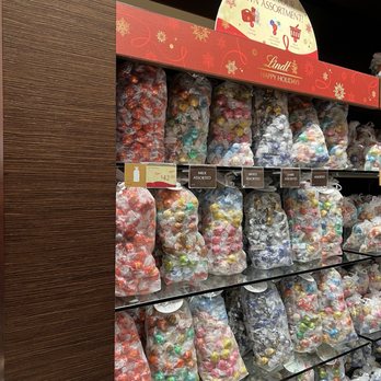 Lindt Chocolate Shop - Chocolatiers & Shops Near Me - Richmond, British Columbia Lindt Chocolate Shop - Chocolatiers & Shops Near Me - Richmond, British Columbia