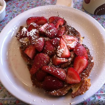 Chloe's Cafe - Cinnamon Croissant French Toast - Breakfast & Brunch Near Me - San Francisco, California Chloe's Cafe - Cinnamon Croissant French Toast - Breakfast & Brunch Near Me - San Francisco, California