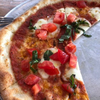 Monkeypod Kitchen - Margherita pizza - New American Near Me - Lahaina, Hawaii