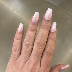 Lux Nail Spa