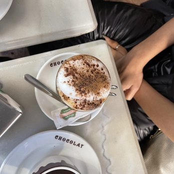 Chocolat - Cafeteria Near Me - Madrid, M Chocolat - Cafeteria Near Me - Madrid, M