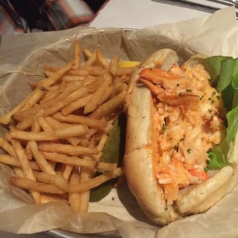 Smack Shack - Connecticut roll with hot butter and smack fries. - Seafood Near Me - Minneapolis, Minnesota Smack Shack - Connecticut roll with hot butter and smack fries. - Seafood Near Me - Minneapolis, Minnesota