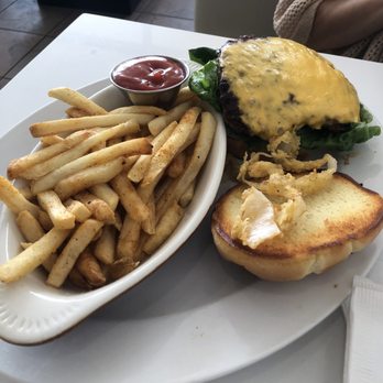 Eggsperts Cafe - 1/2 lb. Cheeseburger Lunch Meal - Breakfast & Brunch Near Me - Orland Park, Illinois Eggsperts Cafe - 1/2 lb. Cheeseburger Lunch Meal - Breakfast & Brunch Near Me - Orland Park, Illinois