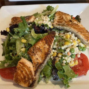 La Cosecha Bar + Restaurant - Shrimp & Beet Salad & Salmon & Couscous Salad - Spanish Near Me - Paso Robles, California