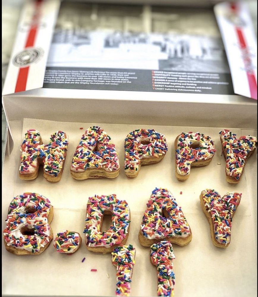 SHIPLEY DONUTS Updated July 2024 16 Photos 14314 Potranco Rd, San Antonio, Texas Donuts