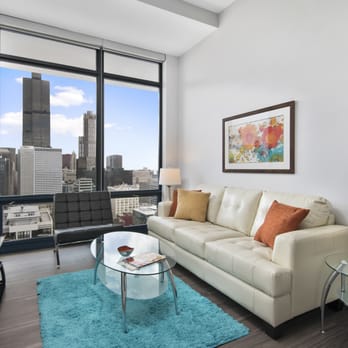 Manilow Suites - Apartments Near Me - Chicago, Illinois