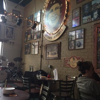 Village Idiot - Bars Near Me - Maumee, Ohio