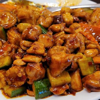 Dumpling Artisan - Kung Pao Chicken.  Loved it, tasted two steps above your average preparation. - Noodles Near Me - Rancho Cucamonga, California