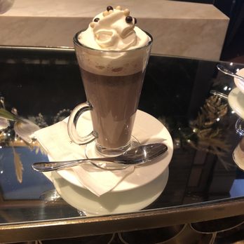 Bistro le Sam - Hot chocolate - Canadian (New) Near Me - Quebec City, Quebec