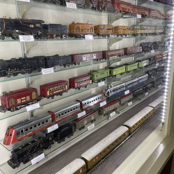 National Toy Train Museum - Walls and walls of trains! - Museums Near Me - Ronks, Pennsylvania