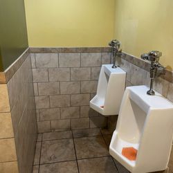 Fish On Fire - Cozy Men's Room