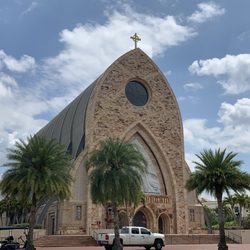 The Pub & Grill At Ave Maria - Church