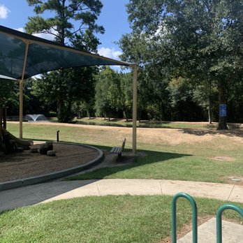 Dennis Johnston Park - Fishing Pond - Parks Near Me - Spring, Texas