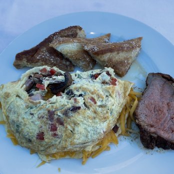 Tom Ham's Lighthouse - Breakfast & Brunch Near Me - San Diego, California Tom Ham's Lighthouse - Breakfast & Brunch Near Me - San Diego, California