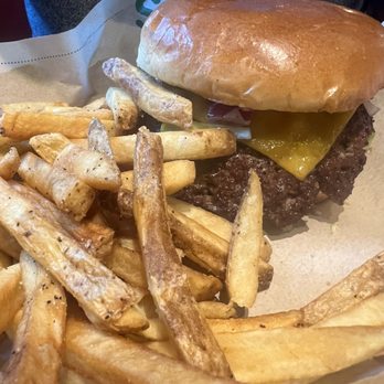 Chili's - Oldtimer w/Cheese* 3 for me, burger w/fries, an appetizer and drink for $10.99 - Tex-Mex Near Me - Chico, California