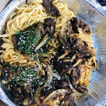 Nguyen's Kitchen - Garlic noodle w bulgogi - Vietnamese Near Me - Orange, California