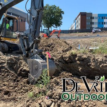 DeVries Outdoors - Landscaping Near Me - Des Moines, Iowa