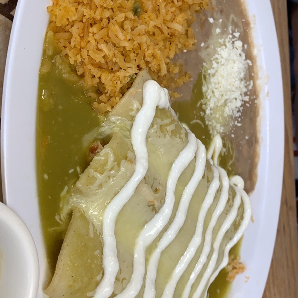 Gonzalez's Restaurant - Chicken enchiladas! - Mexican Near Me - Orange, California Gonzalez's Restaurant - Chicken enchiladas! - Mexican Near Me - Orange, California