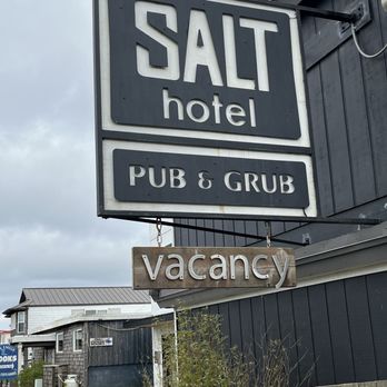 Salt Pub - Dinner stop - New American Near Me - Ilwaco, Washington Salt Pub - Dinner stop - New American Near Me - Ilwaco, Washington