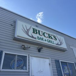 Buck's Bar & Grill