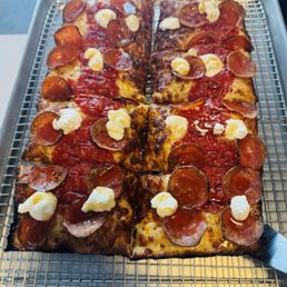 Hot Honey Pepperoni Large size Hot Honey Pepperoni Large size