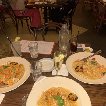 Red Rooster Harlem - BUCATINI PICCADILLY - American Near Me - New York, New York Red Rooster Harlem - BUCATINI PICCADILLY - American Near Me - New York, New York
