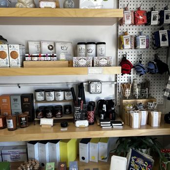 Paper Plant - Cute stationary & candle & tote bags - Cards & Stationery Near Me - Los Angeles, California