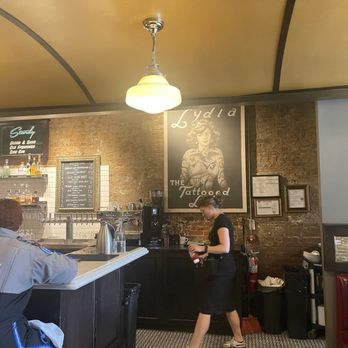 PULLMAN BAR & DINER - Updated September 2025 - 689 Photos & 717 Reviews