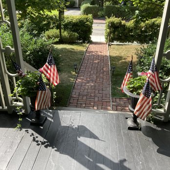 Marshall Slocum Inn - Hotels Near Me - Newport, Rhode Island