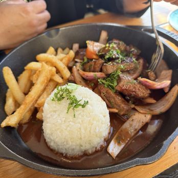 El Mono - Peruvian Near Me - Berkeley, California