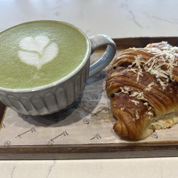 Momo Cafe - Desserts Near Me - Atlanta, Georgia