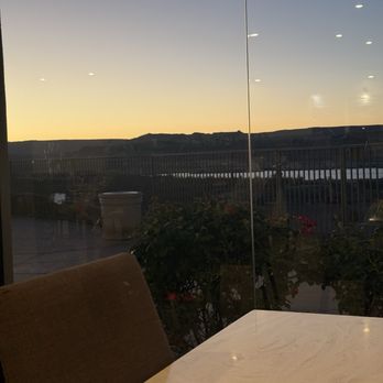 Lake Powell Resort and Marinas - Sun set views at dinner - Hotels Near Me - Page, Arizona Lake Powell Resort and Marinas - Sun set views at dinner - Hotels Near Me - Page, Arizona