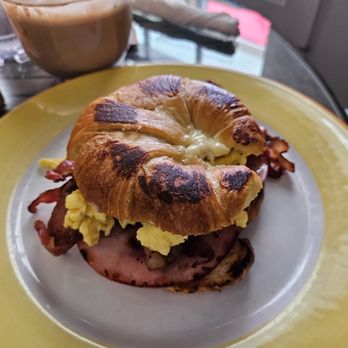 Frenchies Cafe - French Near Me - Key West, Florida Frenchies Cafe - French Near Me - Key West, Florida