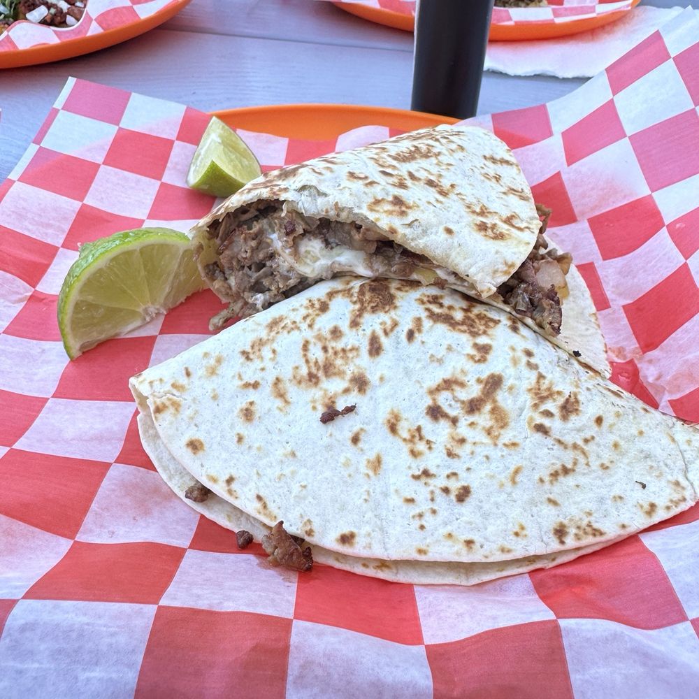 Asada quesadilla