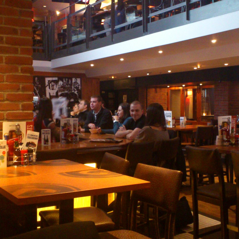 La Cage - Sports Bars Near Me - Montreal, Quebec