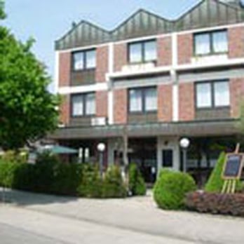 Hotel St. Andreas - Restaurants Near Me - Korschenbroich, NW